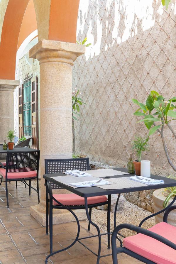 Casa Dos Lirios Hotel Boutique Mérida Exterior photo